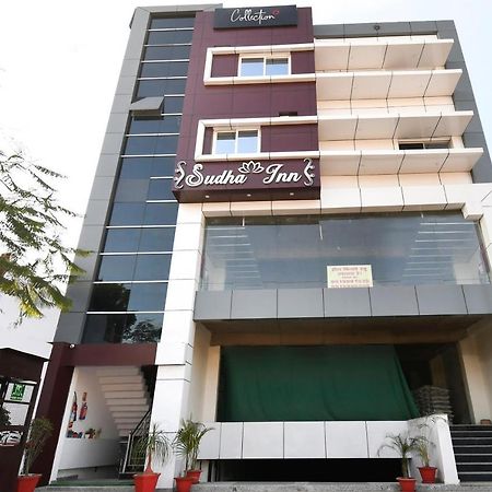 Capital O 70097 Sudha Inn Lucknow Eksteriør bilde