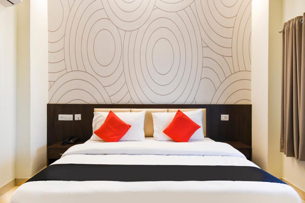 Capital O 70097 Sudha Inn Lucknow Eksteriør bilde